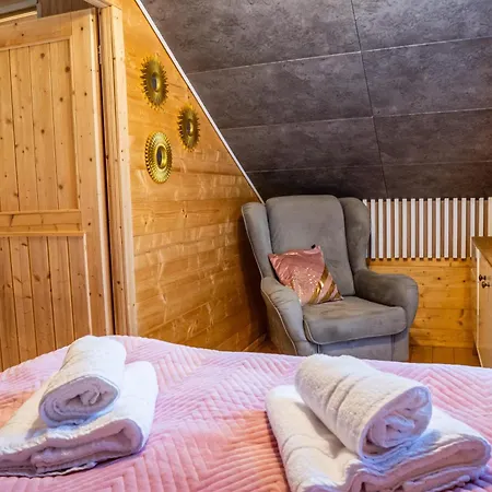 Holiday Home Small Vegas- Jacuzzi And Garten For Exclusive Use Kołczewo Zewnętrze zdjęcie
