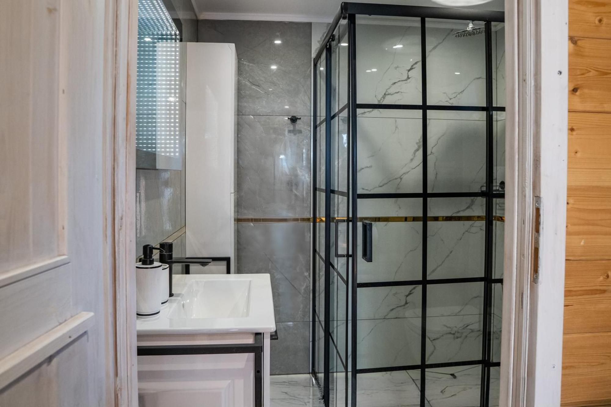 Small Vegas- Jacuzzi And Garten For Exclusive Use Holiday home Kolczewo