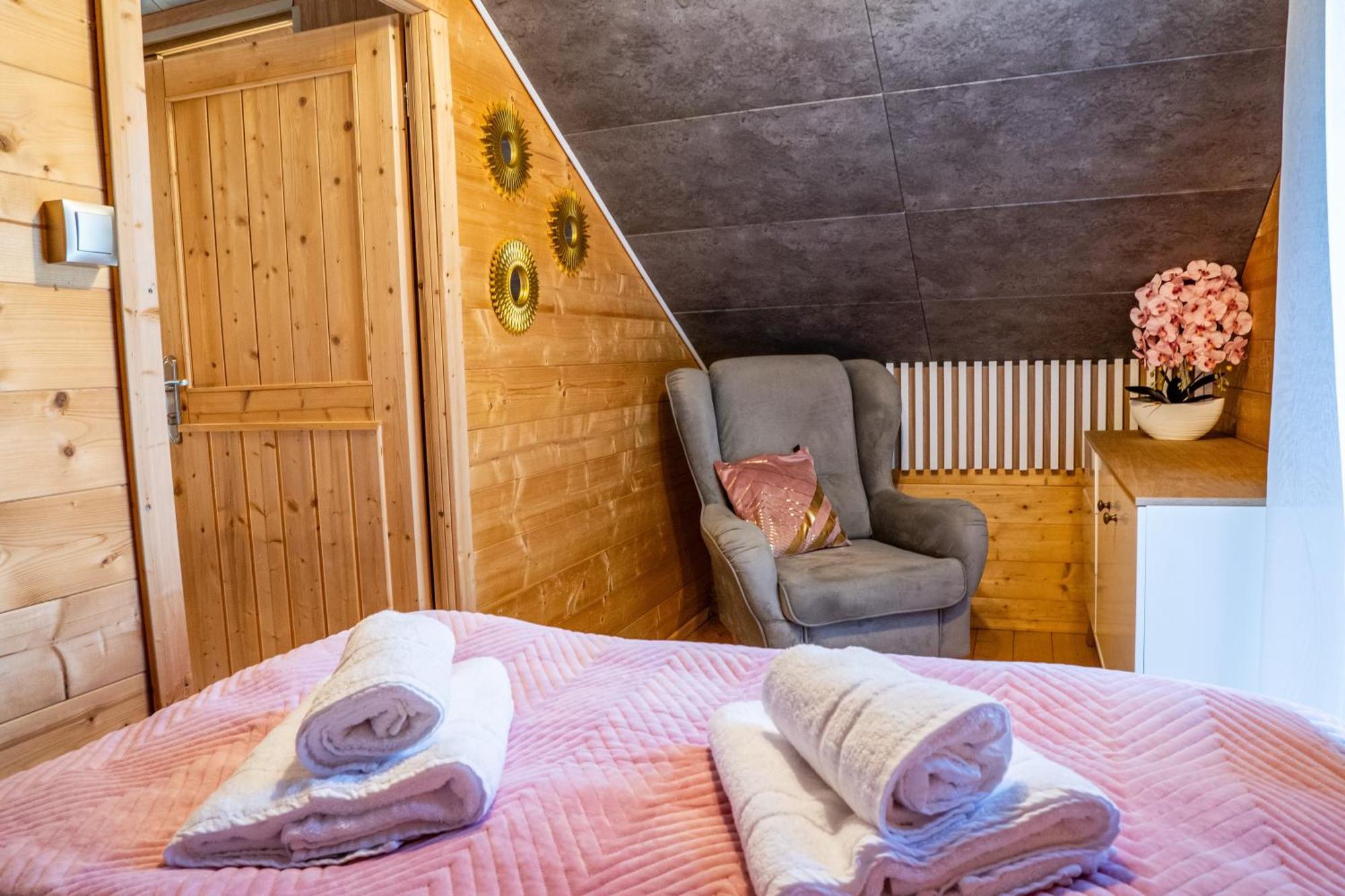 Small Vegas- Jacuzzi And Garten For Exclusive Use Holiday home Kolczewo